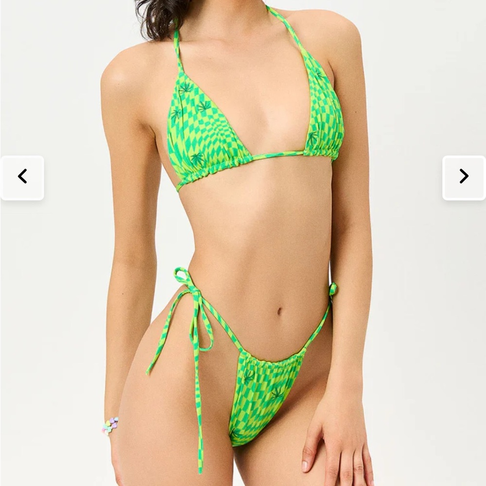Tia Triangle Bikini -
Creative Sativa